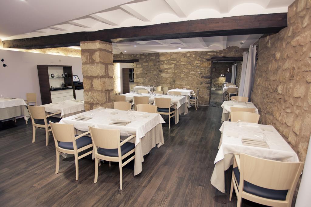 Hotel Restaurante Masia La Torre Mora de Rubielos Bagian luar foto