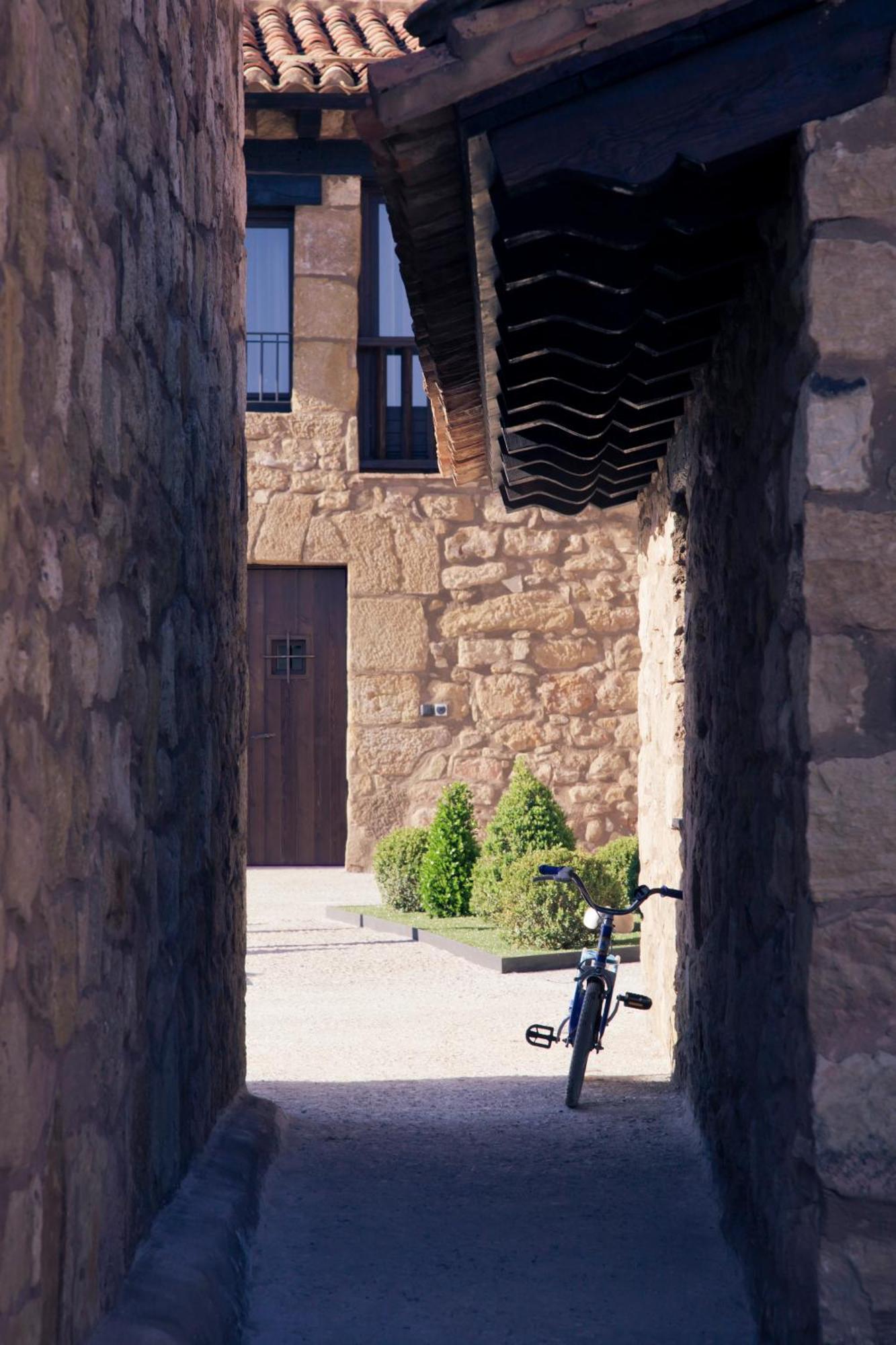 Hotel Restaurante Masia La Torre Mora de Rubielos Bagian luar foto