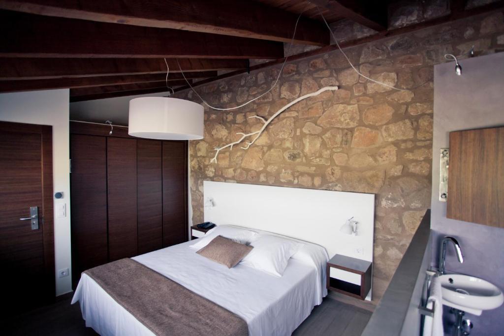Hotel Restaurante Masia La Torre Mora de Rubielos Ruang foto